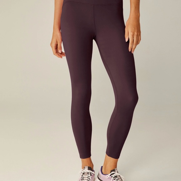Beyond Yoga POWERBEYOND MIDI Legging - medium plum - Picture 1 of 6